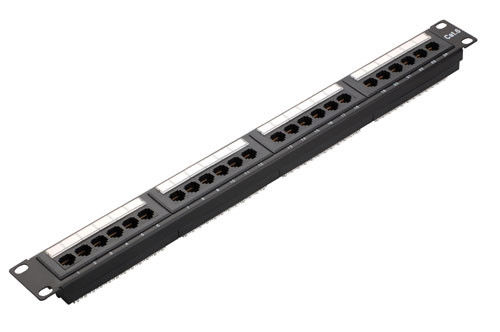 หมุนรถไฟฟ้าภายในประเทศ แพทช์แพนล / 24 Port Rj45 แพทช์แพนลเรียบและยืดหยุ่นดึง YH4007