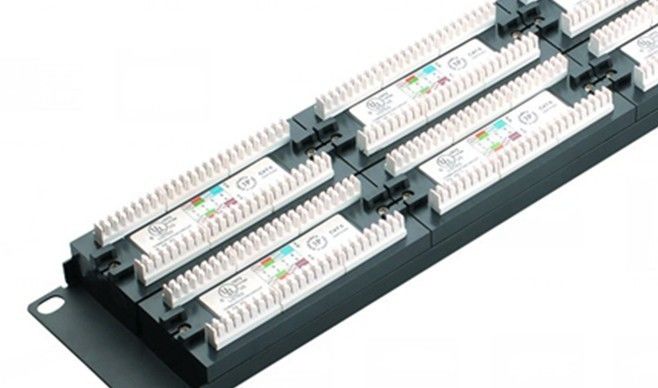 Cat6 UTP แผงวงจรเชื่อมต่อเครือข่าย 48 พอร์ต 2U AMP แผงวงจรอีเธอร์เน็ต 0.4 - 0.7mm ตัวนำ YH4016